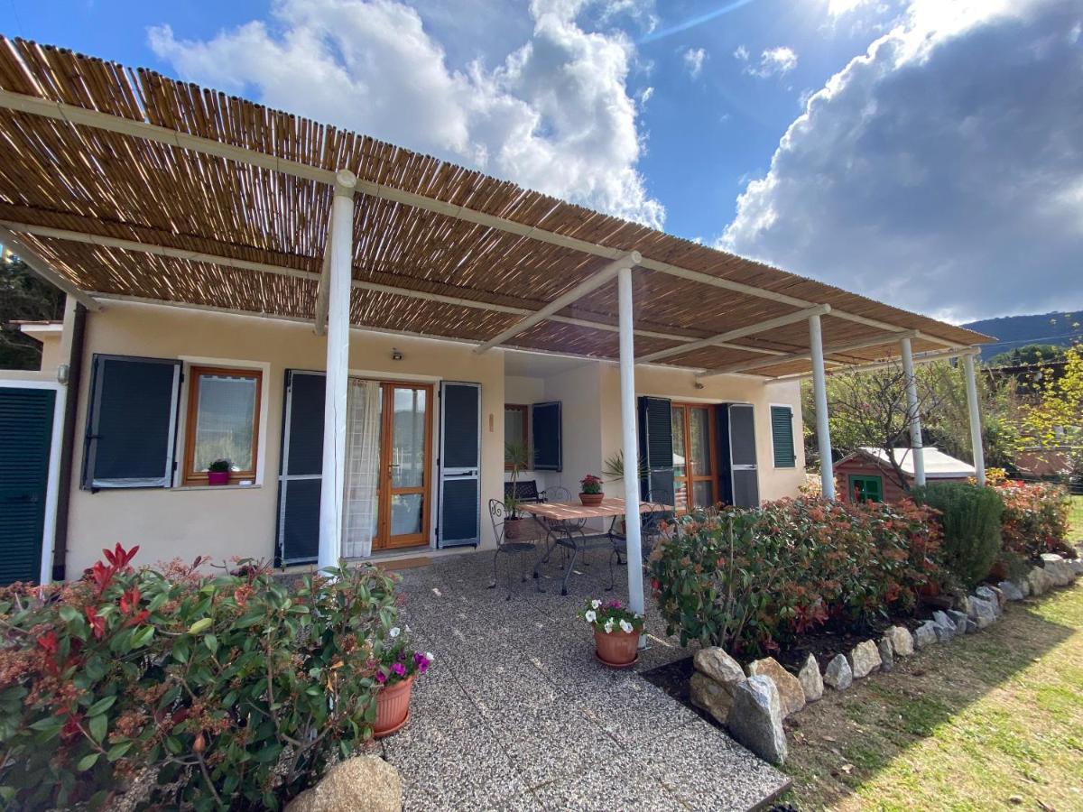 Villetta Di Rosa Procchio  Exterior foto